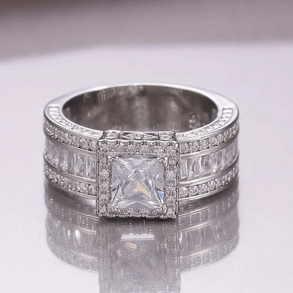 BRIDAL RING ENGAGMENT RING - Picture 4 of 13